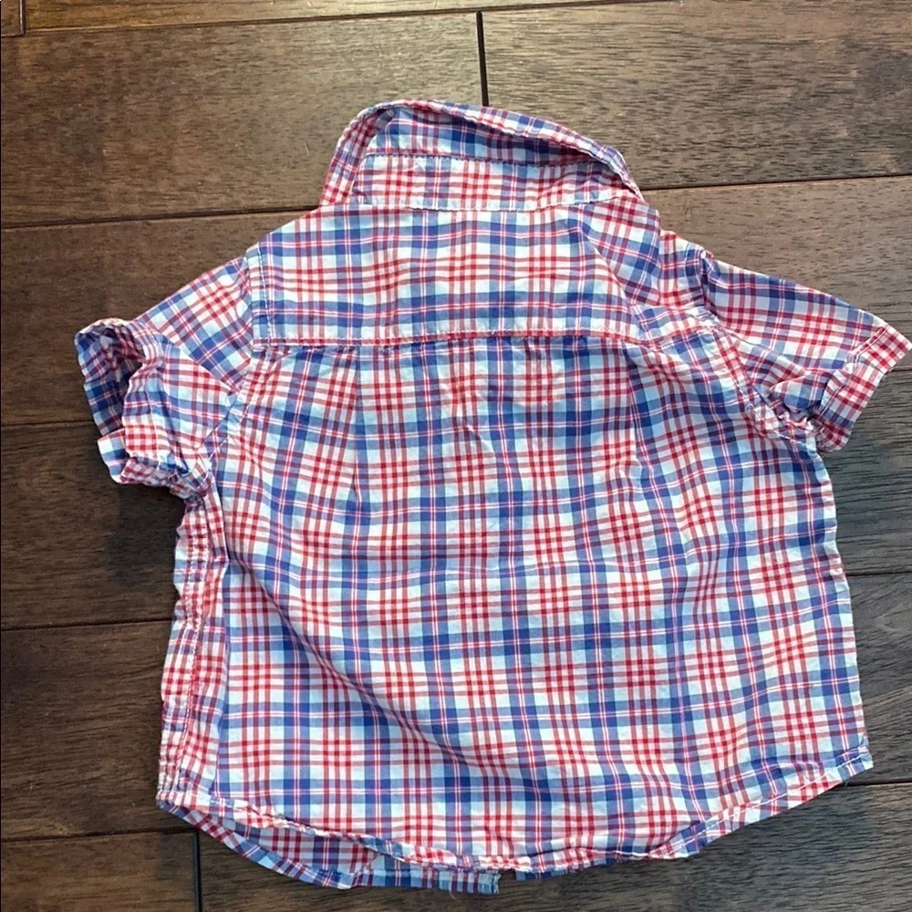 GAP Red and Blue Button Down Shirt for Casual Wear